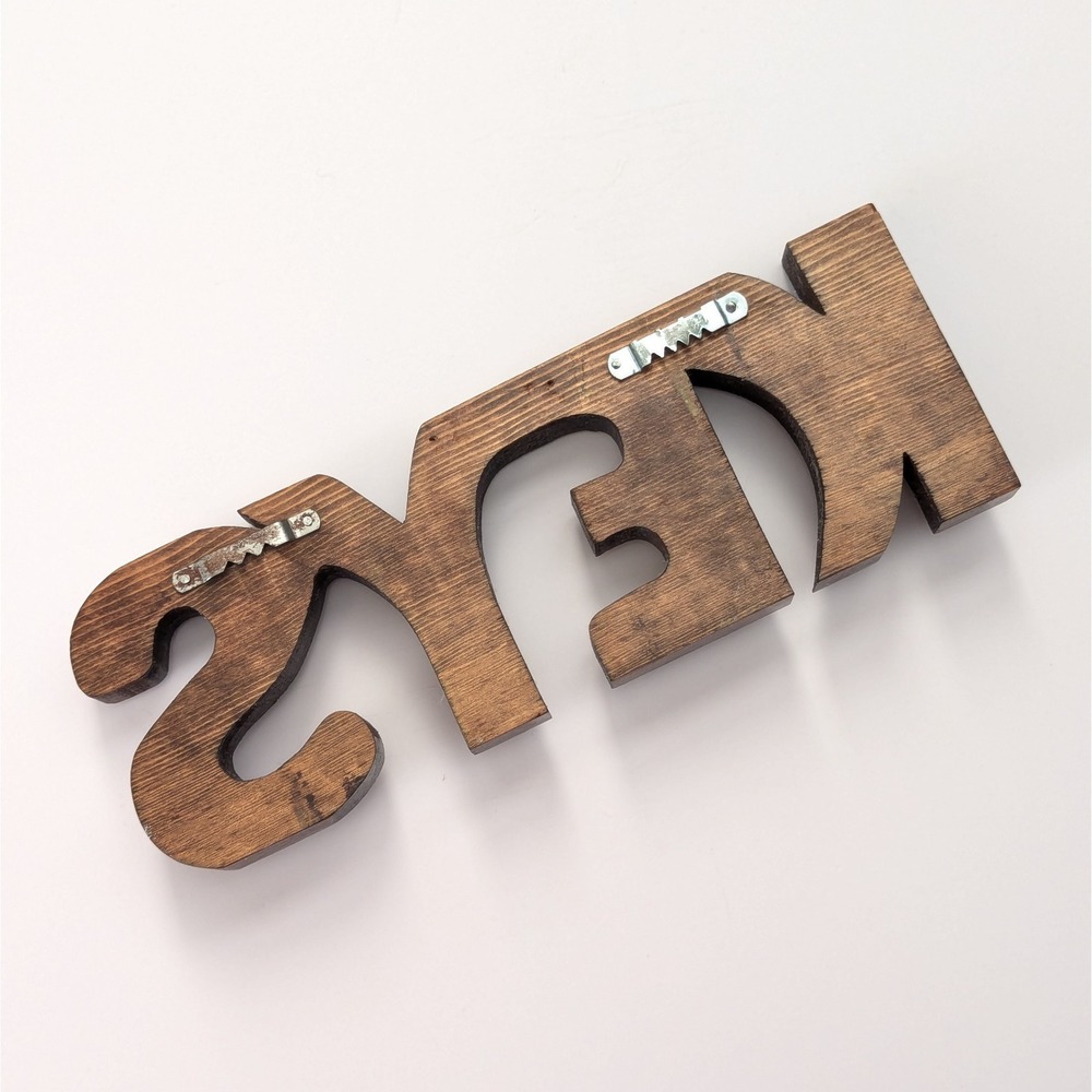 Vintage Wood Keys Word Sign w/Brass Hooks Holder Wall Rack Rustic MCM - Picture 9 of 14